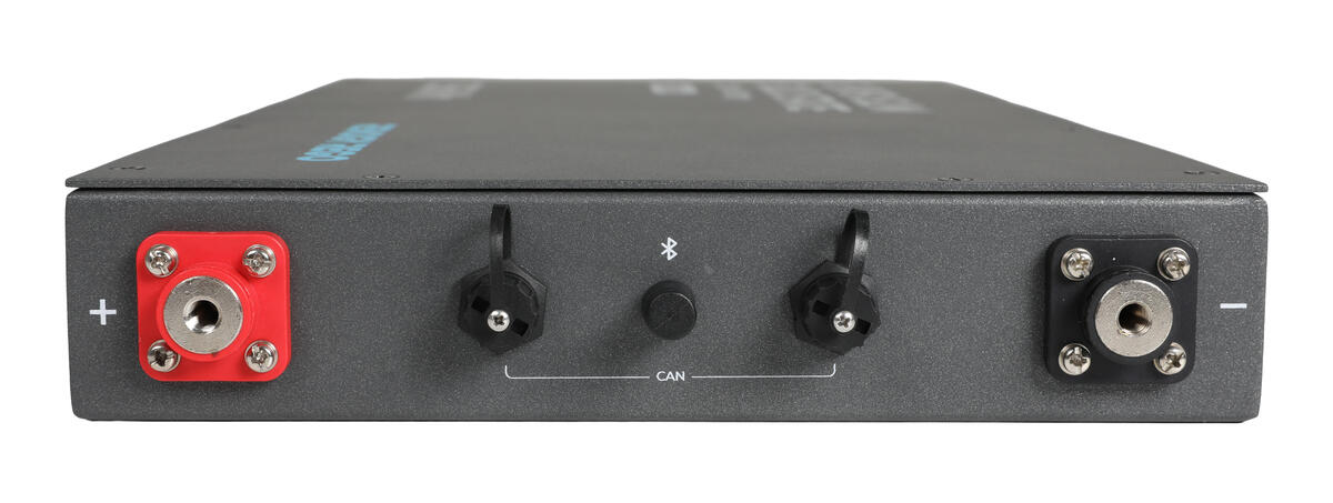 Renogy 104Ah Solid State -akun liitännät